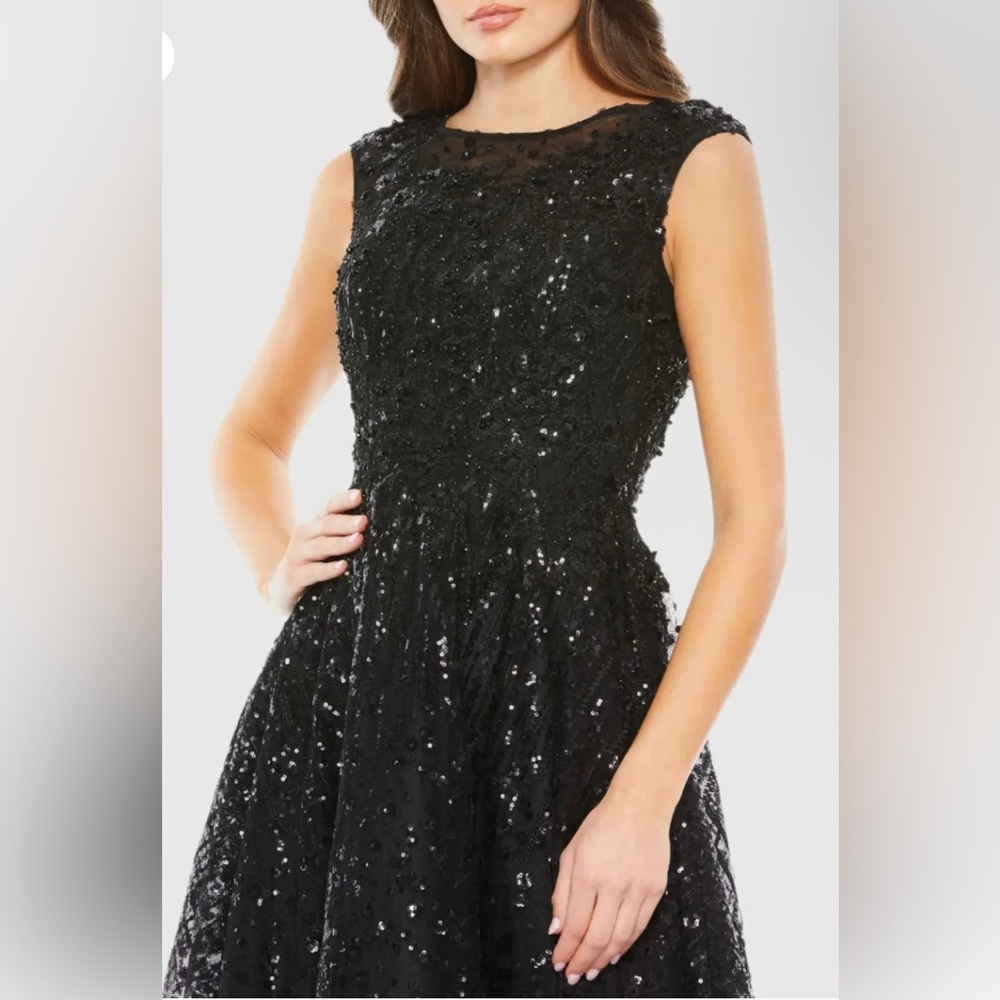 MAC DUGGAL A20398 Sequined Cap Sleeve Fit and Flare Jewel Embroidered gown Sz 14 - Picture 3 of 8